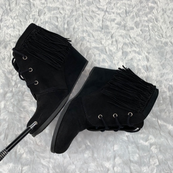 Sugar Mystic Fringe Wedge Bootie - Picture 11 of 13
